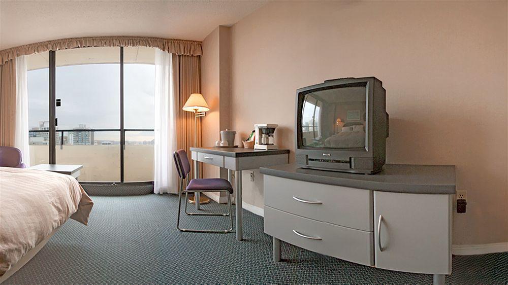 The Empire Landmark Hotel 밴쿠버 외부 사진